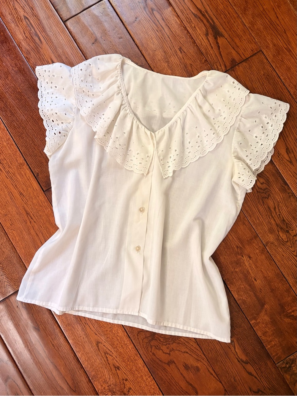 Vintage White Eyelet Ruffle Collar Blouse